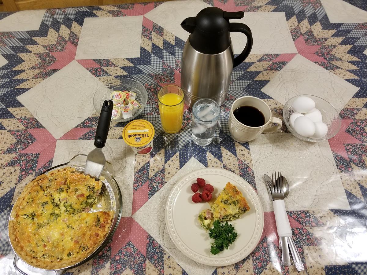 Bed & Breakfast Alaska's Lake Lucille Bed & Breakfast 5*